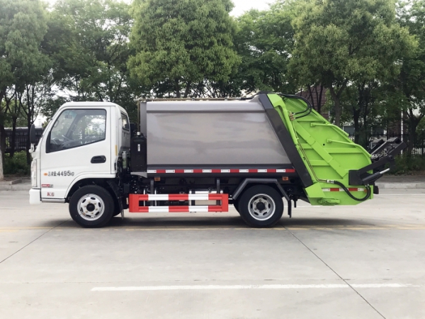 HDW5042ZYSKM6型壓縮式垃圾車(chē)（凱馬）4m3