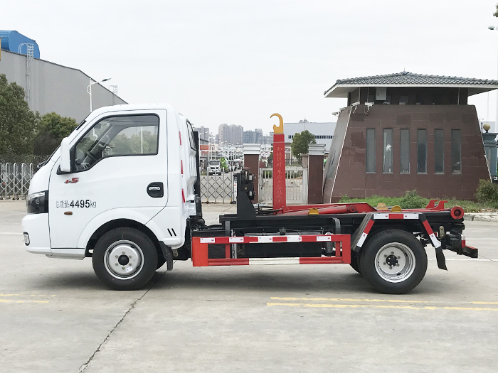 HDW5040ZXXEQ6車廂可卸式垃圾車（東風(fēng)途逸）