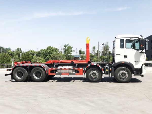 HDW5312ZXXZ6型車廂可卸式垃圾車（重汽HOWO）26T