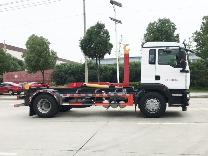 HDW5188ZXXZ6車廂可卸式垃圾車（重汽汕德卡）16T