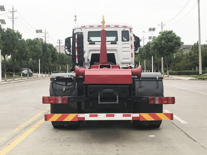 HDW5310ZXXZ6車廂可卸式垃圾車（重汽汕德卡）26T