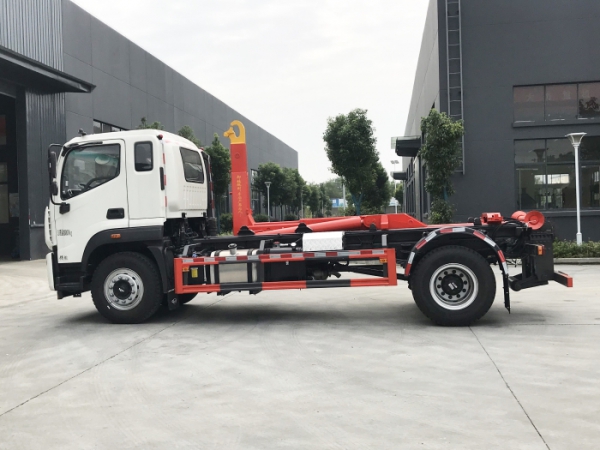 HDW5187ZXXB6型車廂可卸式垃圾車（福田時(shí)代領(lǐng)航）16T