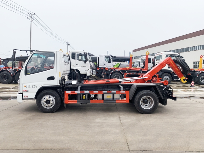 HDW5042ZXXK6車廂可卸式垃圾車(凱馬K8)