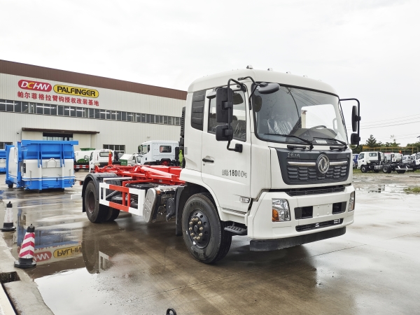 HDW5182ZXXD6車廂可卸式垃圾車（東風(fēng)天錦帕爾菲格）16T
