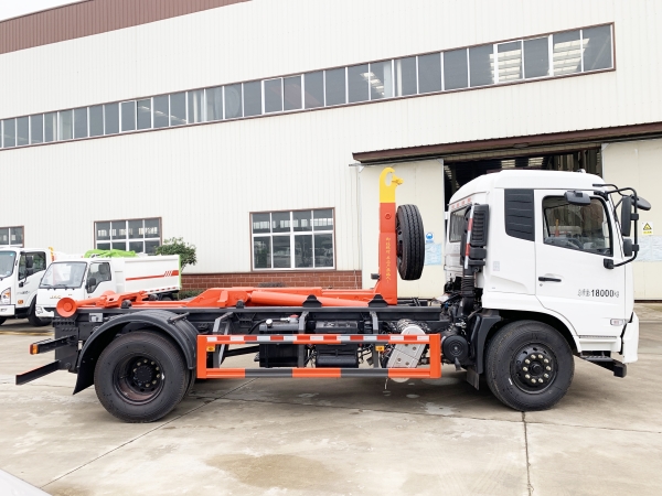 HDW5181ZXXD6車(chē)廂可卸式垃圾車(chē)（東風(fēng)天錦）16T