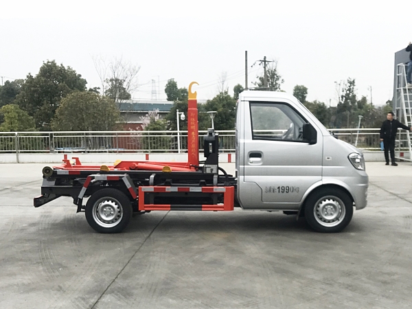 HDW5023ZXXDX6車廂可卸式垃圾車（東風(fēng)小康）