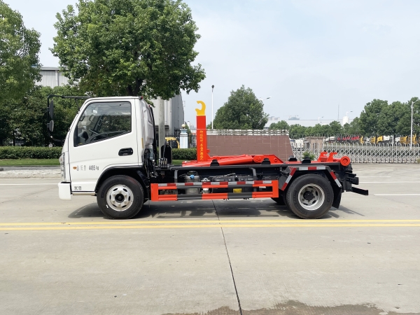 HDW5040ZXXKMC6車廂可卸式垃圾車（凱馬K8）