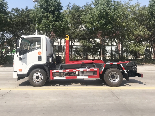 HDW5048ZXXCG6車廂可卸式垃圾車（大運(yùn)）