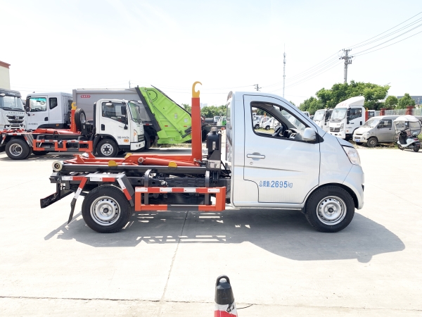 HDW5038ZXXSC6車廂可卸式垃圾車（河北長安）