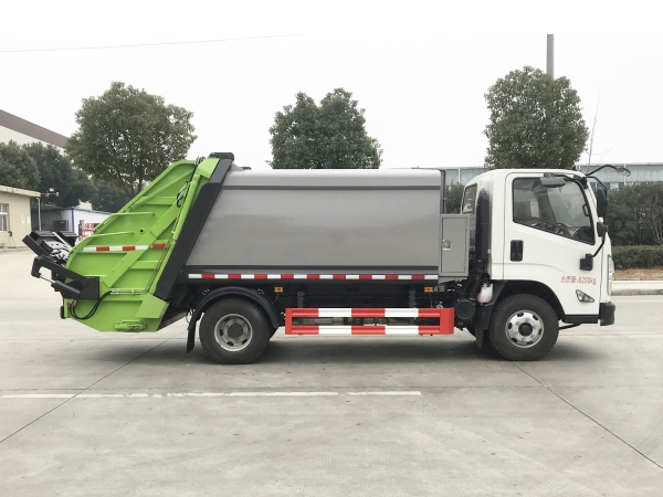 HDW5080ZYSJX6型壓縮式垃圾車（江鈴凱運(yùn)）6m3