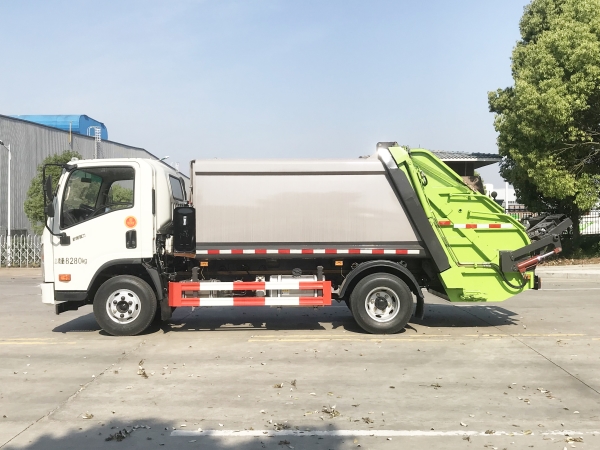 HDW5083ZYSCG6型壓縮式垃圾車（大運）6m3