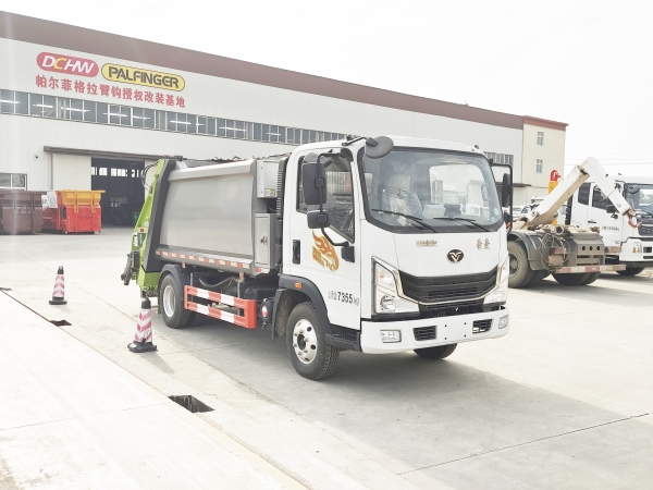 HDW5077ZYSZ6型壓縮式垃圾車(重汽豪曼)6m3