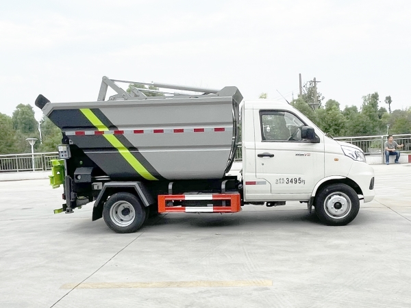 HDW5037ZZZBJ6H自裝卸式垃圾車（福田祥菱）3~4m3