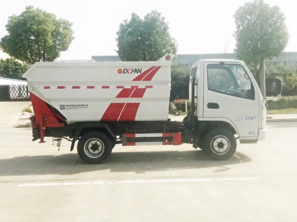 HDW5040ZZZK6H自裝卸垃圾車（凱馬）3~4m3