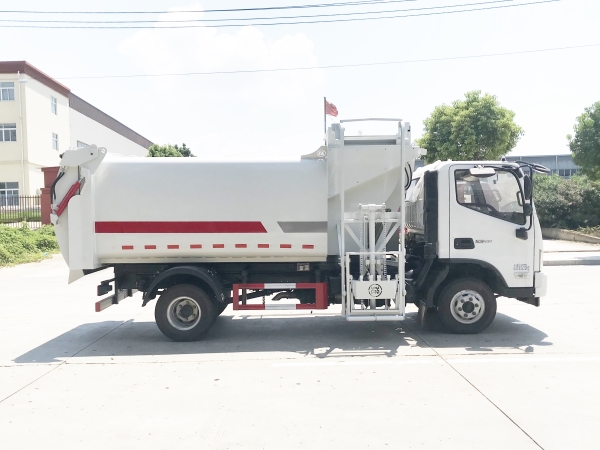 HDW5081TCAB6餐廚垃圾車（福田歐馬可）6m3