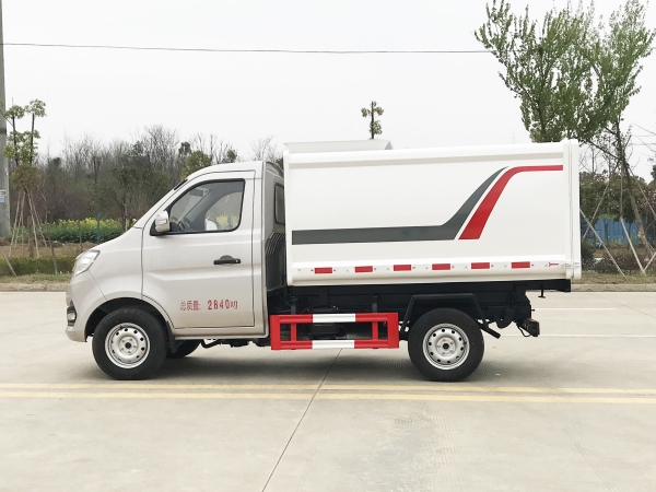 HDW5030ZZZS6自裝卸式垃圾車（重慶長安）3~4m3