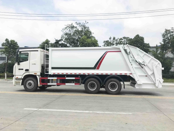 HDW5252ZYSB6型壓縮式垃圾車（福田歐曼）18m3