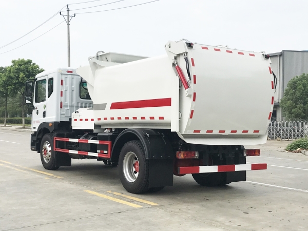 HDW5180TCAE6餐廚垃圾車（東風多利卡D9）9m3